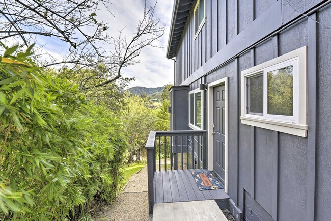 Building Photo - 120 Coleman Dr