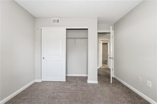 Building Photo - 3650 Ashford Dunwoody Rd NE