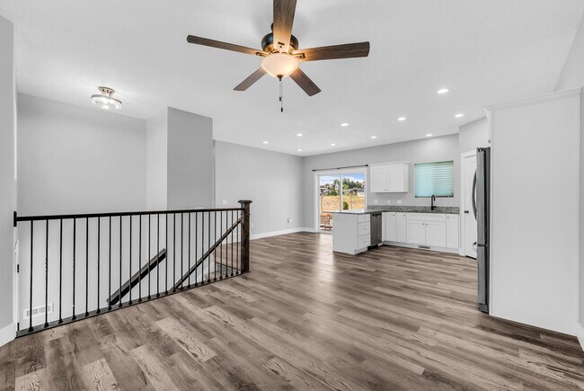Building Photo - 1133 E 3150 N