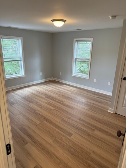 Building Photo - 13813 Village Mill Dr