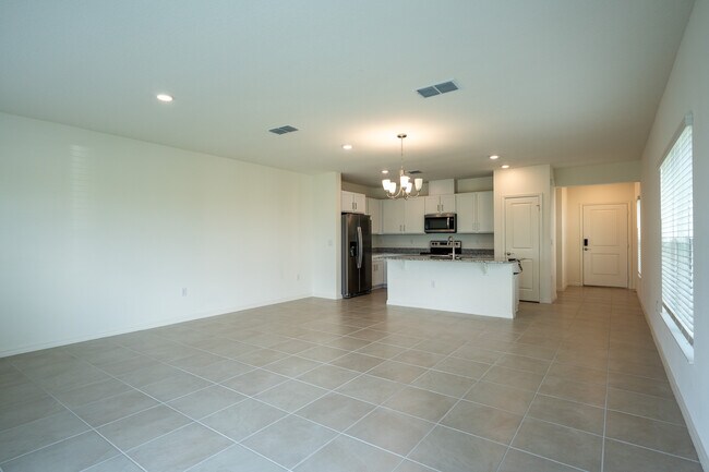 Building Photo - 757 Stoney Pointe Cir