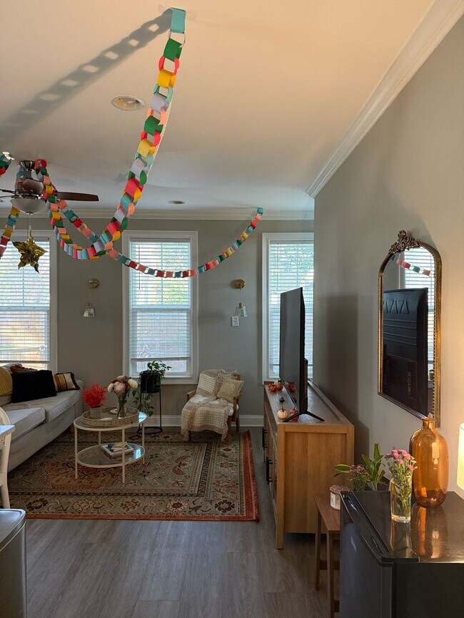 Building Photo - 44 Grove St