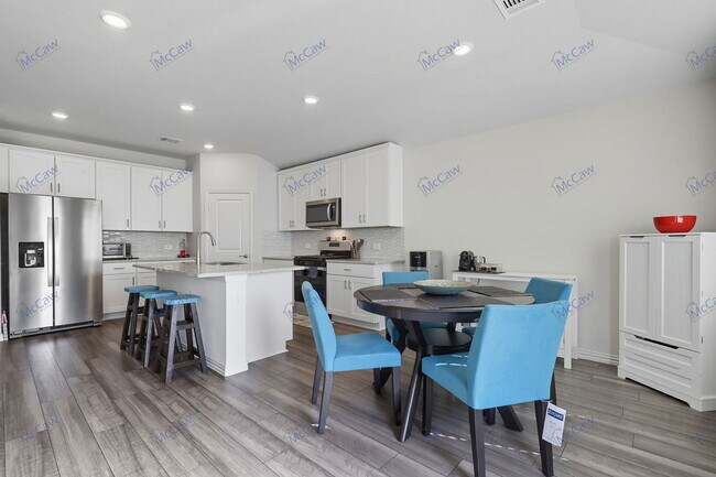 Building Photo - 3004 Brittlebush Dr