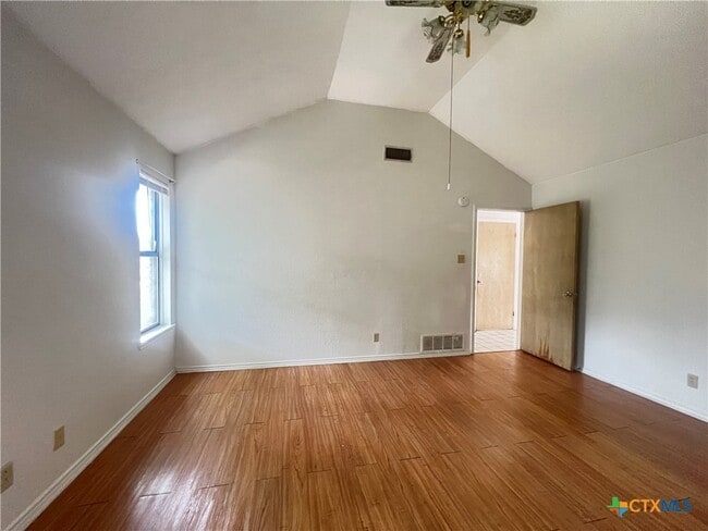 Building Photo - 4708 Bluestem Ln