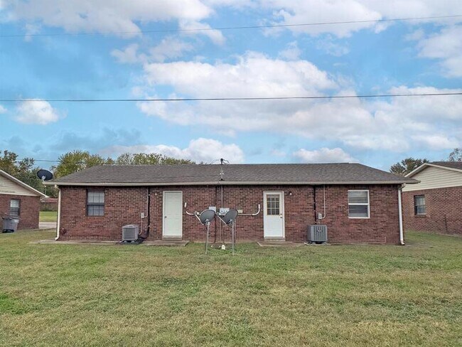 Building Photo - 20-420 Thompsonville Ln