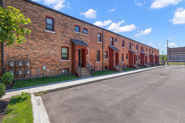 Building Photo - 4004 Porter St