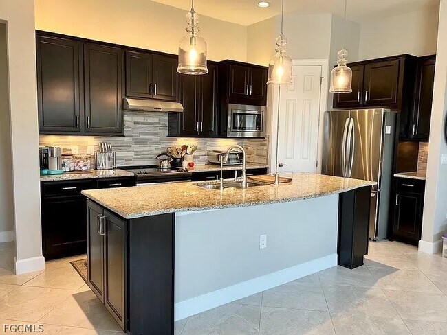 Building Photo - 12804 Epping Way