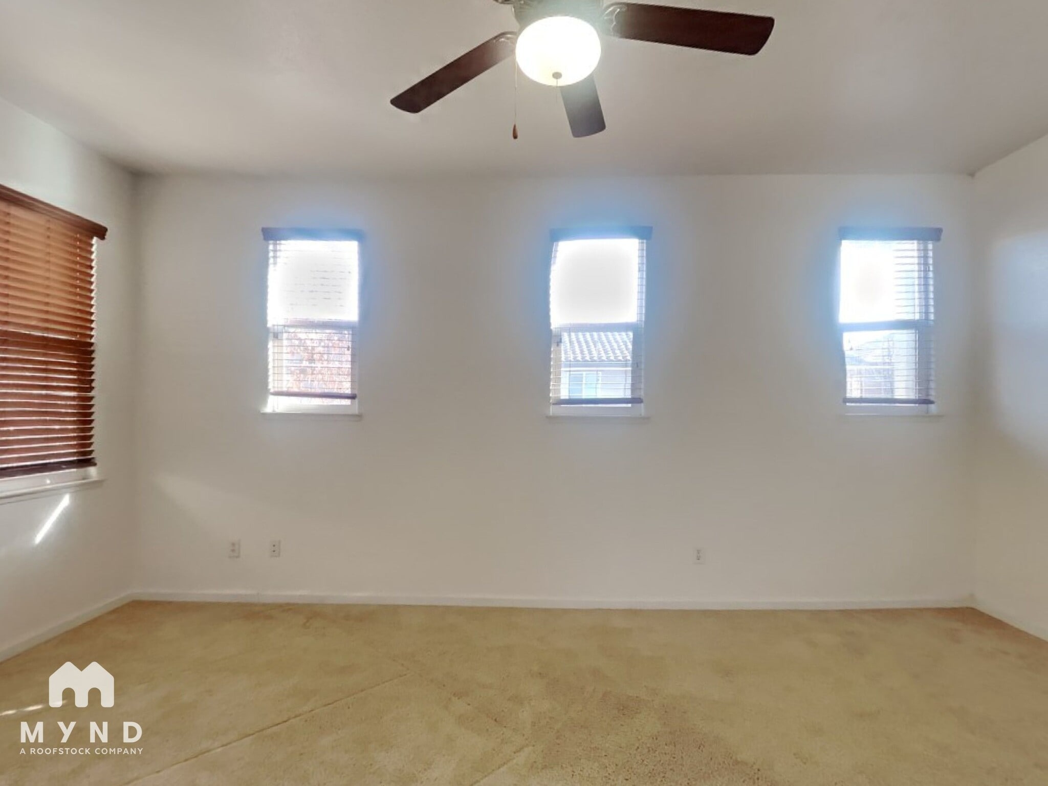 Building Photo - 10 Shadmoor Pl