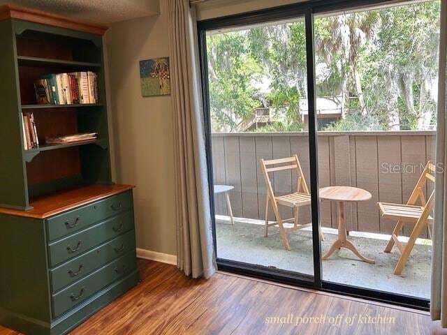 Building Photo - 1680 Brookhouse Cir