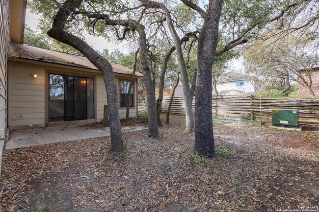 Building Photo - 7751 Autumn Park