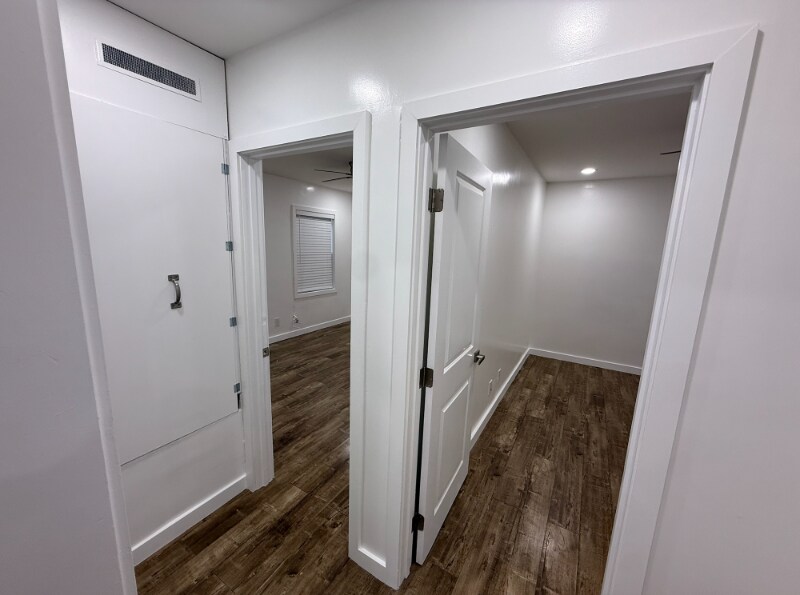 Building Photo - 317 W 76th St