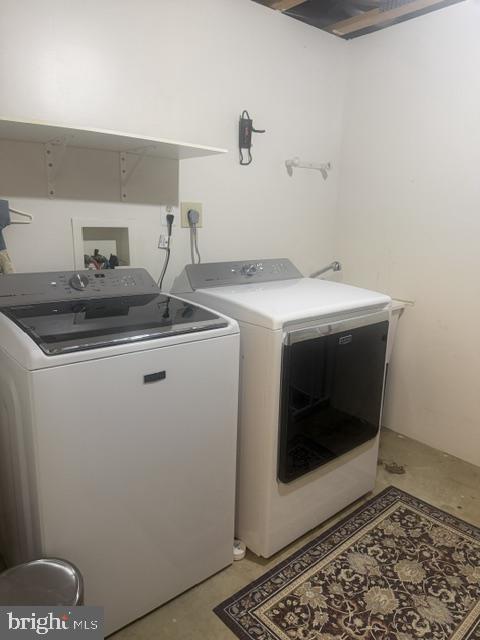 Building Photo - 6338 Towncrest Ct