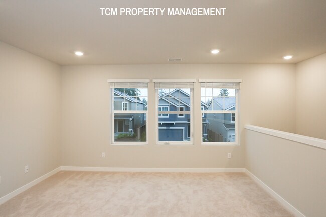 Building Photo - 18818-18813 13th Ave W