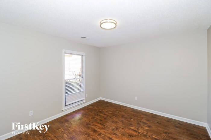 Building Photo - 7353 Kevinridge Cove W