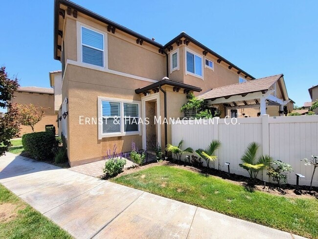 Primary Photo - 12464 Boxwood Terrace
