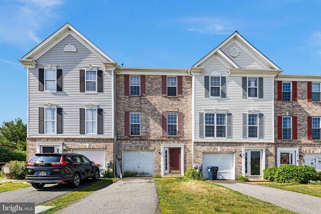 Building Photo - 22 Crenshaw Ct