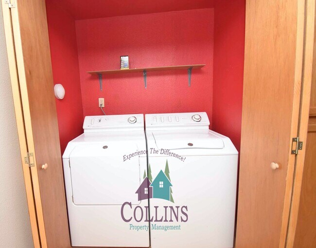 Building Photo - 12999 Capitol Dr