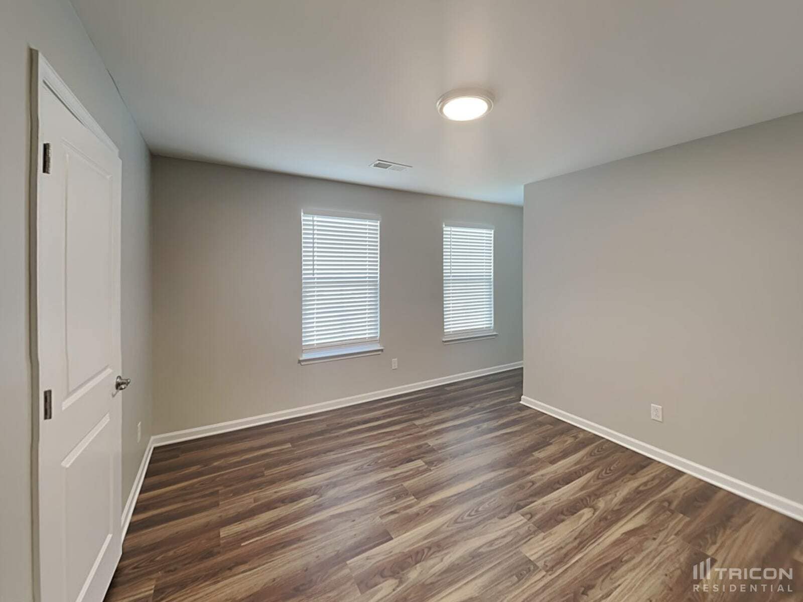 Building Photo - 2240 Pearwick Ct