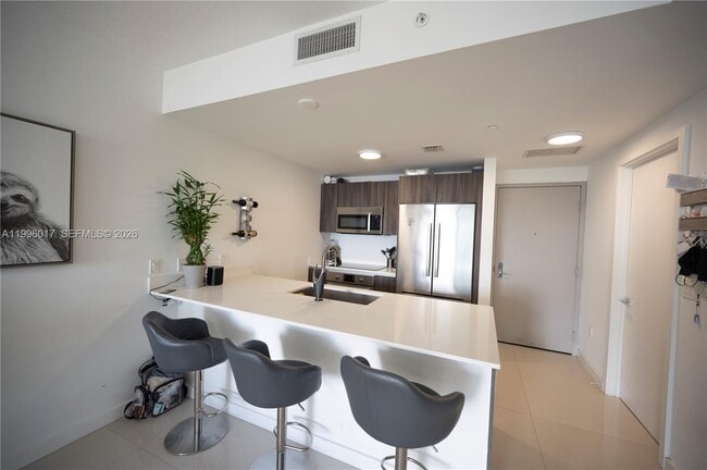 Building Photo - 488 NE 18th St