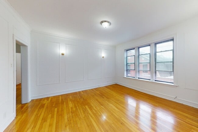 Floorplan - 5053 S. Ellis Avenue