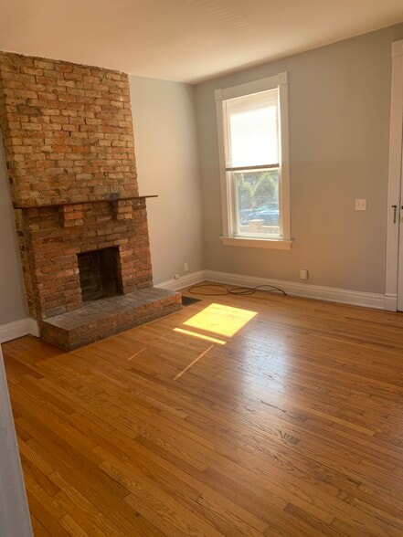 Living Room - 2716 Griffiths Ave