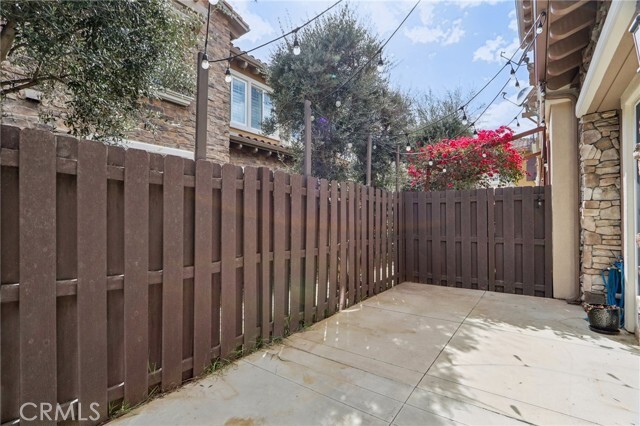 Building Photo - 21916 Bella Vista Pl