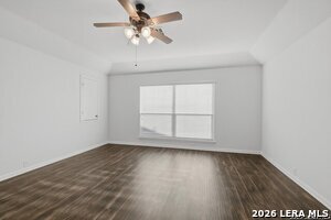 Building Photo - 922 Desert Bluff