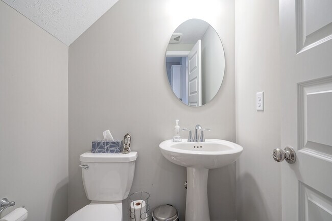 Building Photo - 13775 Boiler Pl