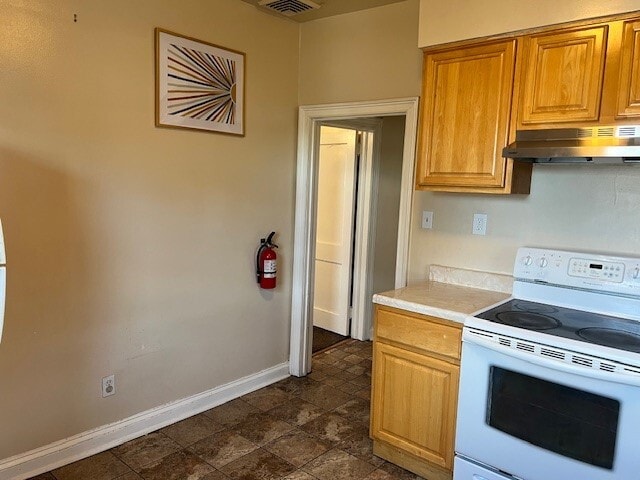 Building Photo - 1648 Shelbourne St