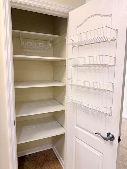 Building Photo - 5644 Mountain Oaks Ln