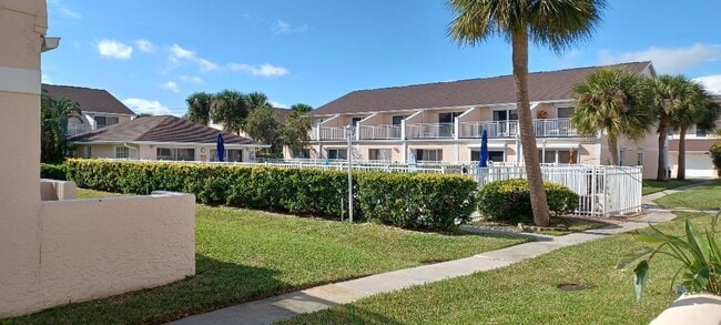 Building Photo - 125 Escambia Ln