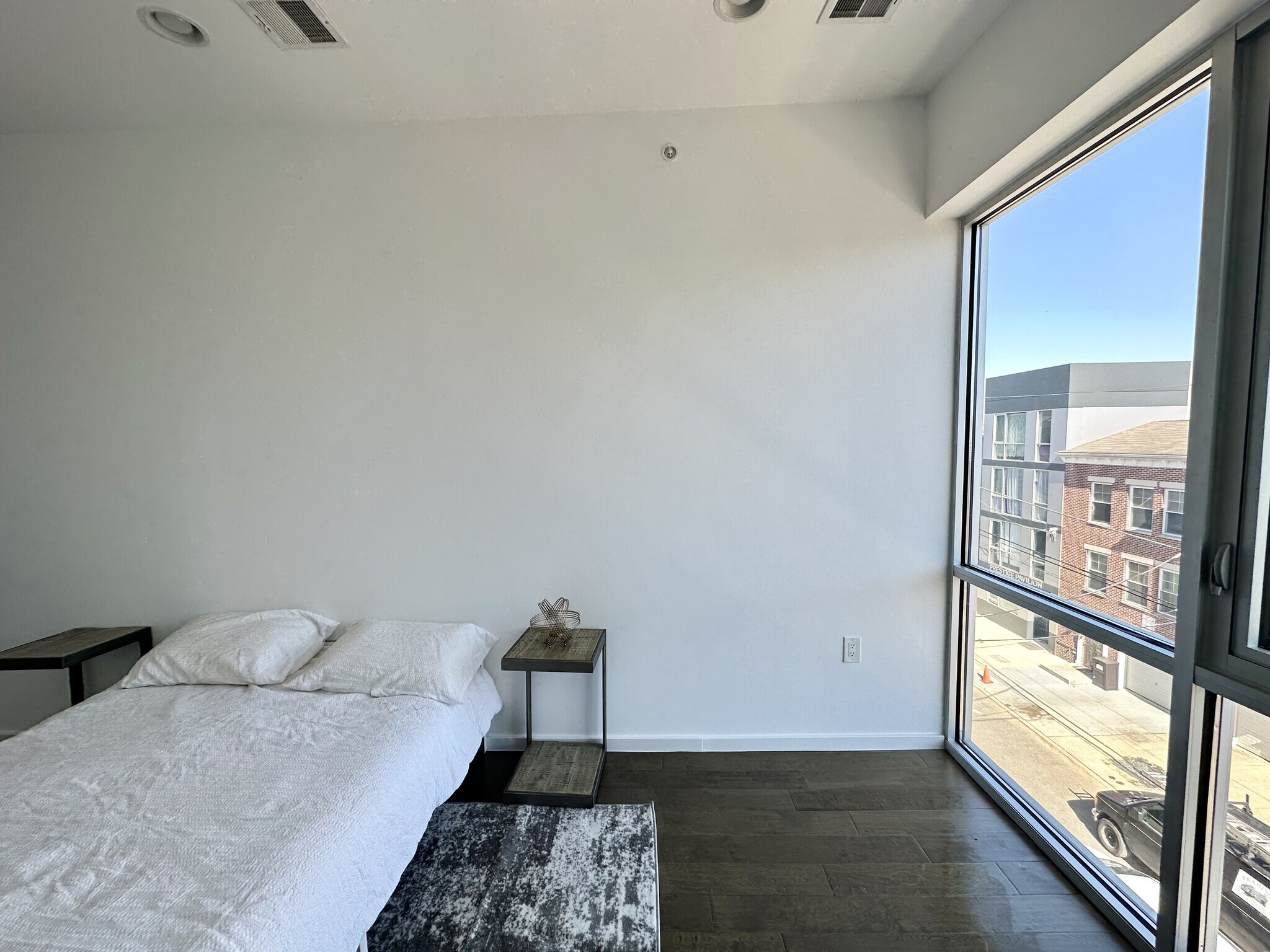 Building Photo - 1422 N 7th St