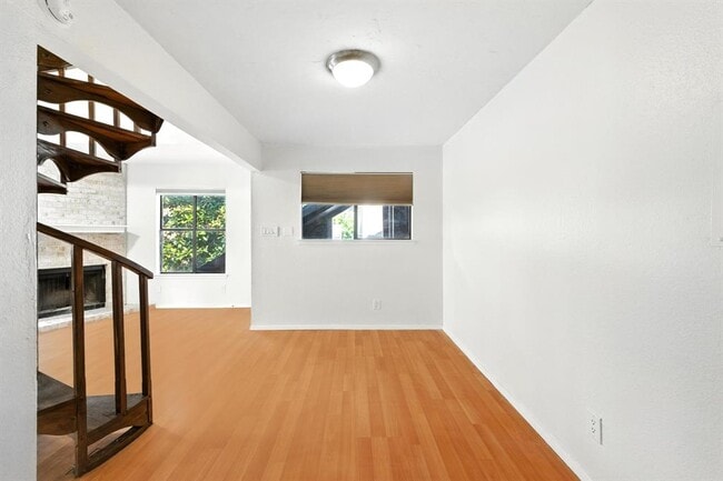 Building Photo - 2500 Burleson Rd