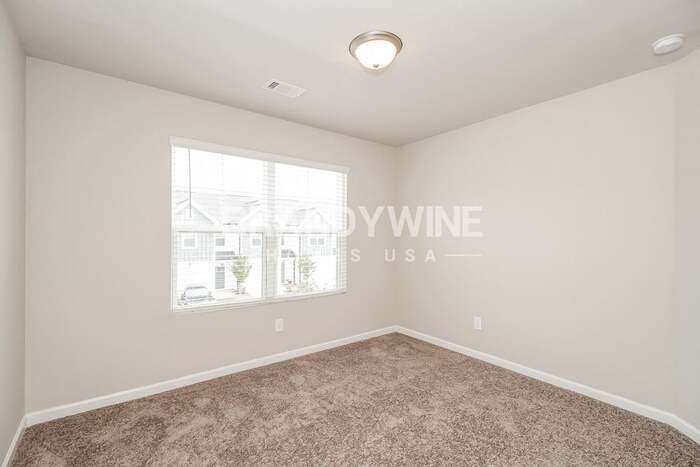 Building Photo - 107 Crestview Wy