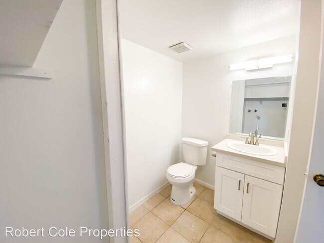 Building Photo - 2 br, 1.5 bath House - 1186 Mohave Drive