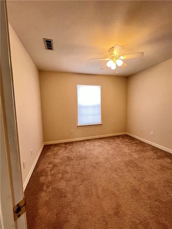 Building Photo - 1005 Zachary Dr