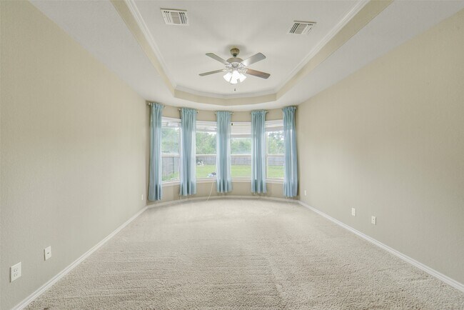 Building Photo - 9651 Thimbleweed Dr