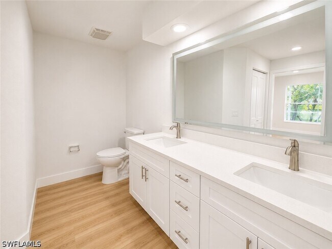 Building Photo - 8204 Ibis Cove Cir