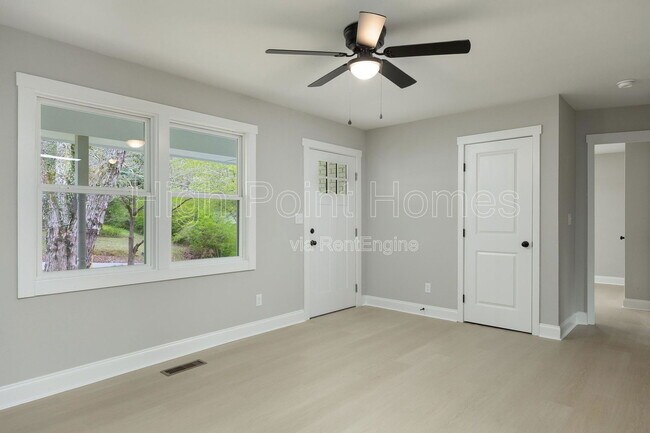 Building Photo - 5403 Kimbro St