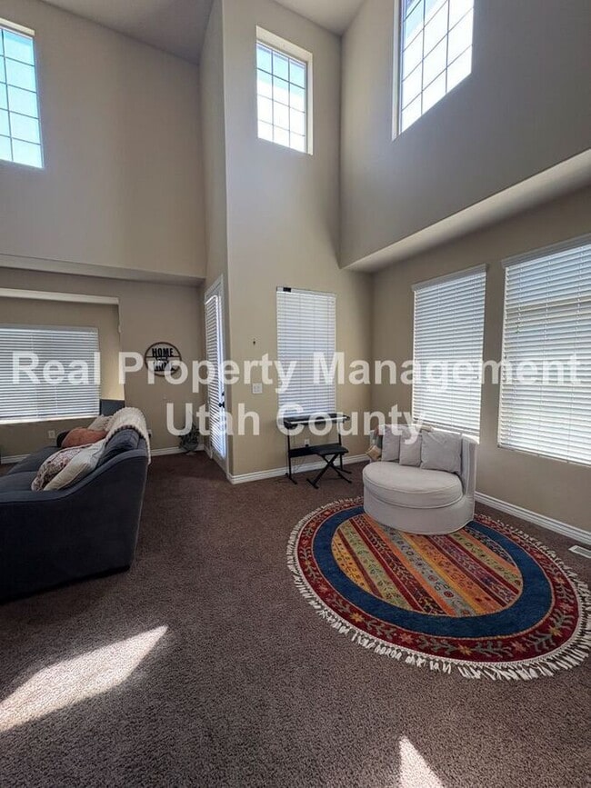 Building Photo - 3301 N 100 W
