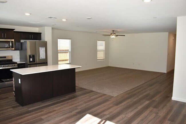 Building Photo - 4027 Bayonet Dr