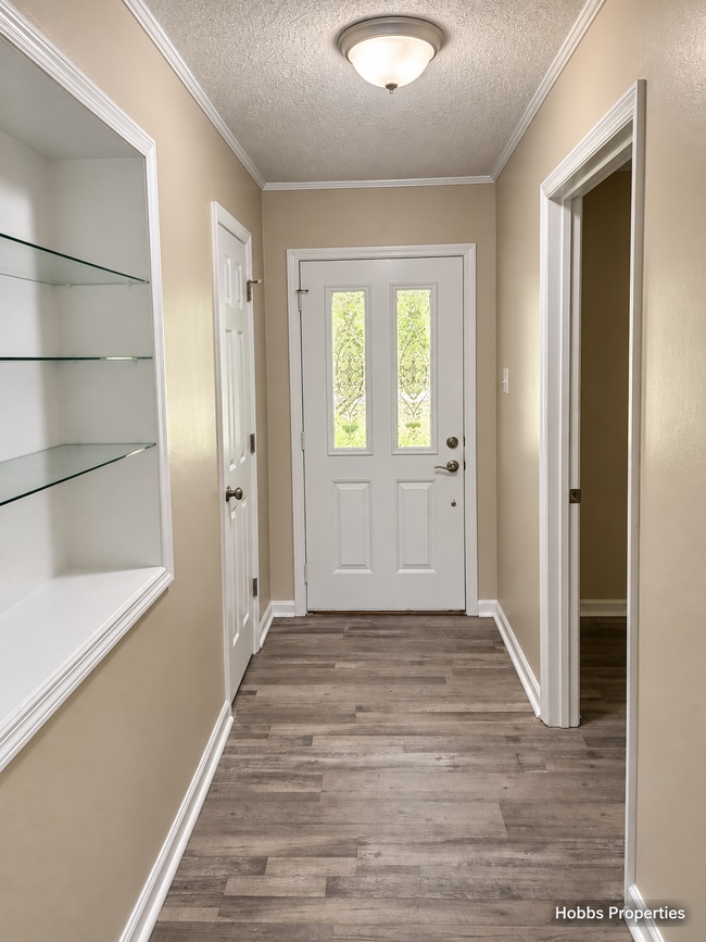 Building Photo - 26530 McLemore Cir