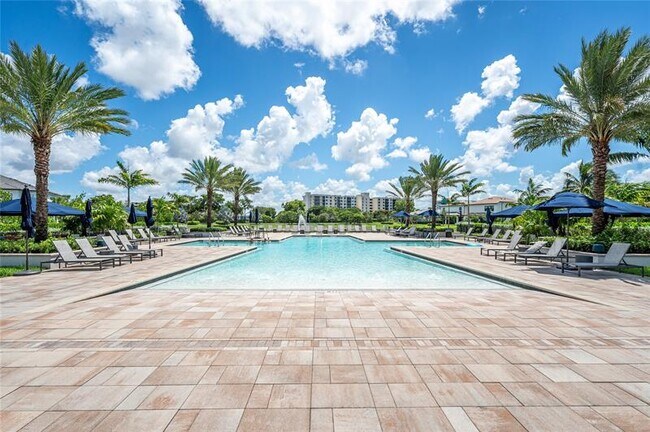 Building Photo - 4470 Gramercy Dr