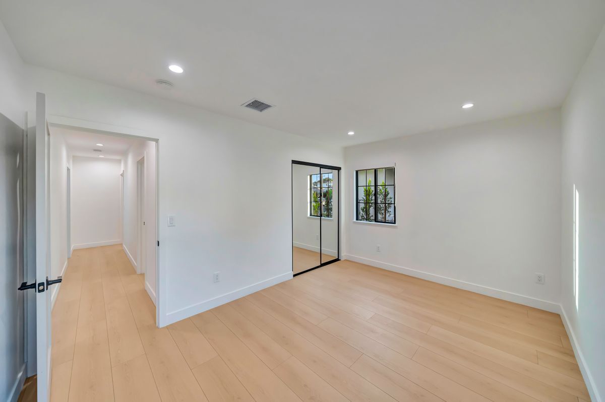 Building Photo - 7401 Dempsey Ave
