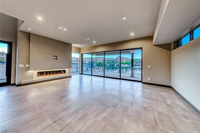 Building Photo - 26 Lakefront Dr