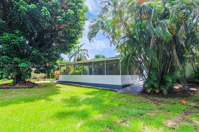 Building Photo - 5785 SW 160th Ave