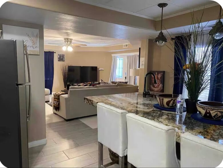 Building Photo - 488 Lana Ct