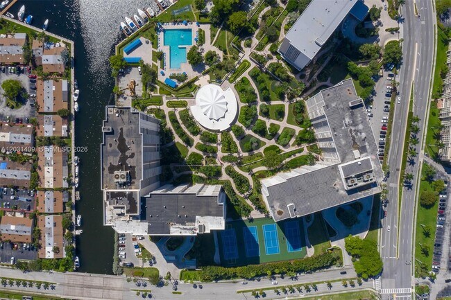 Building Photo - 600 Three Islands Boulevard