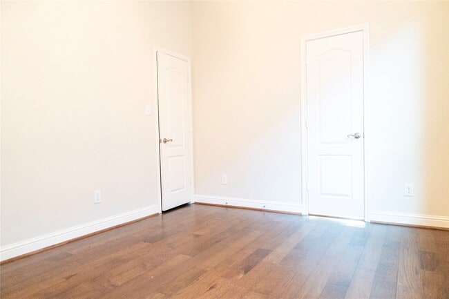 Building Photo - 1419 Colorado St