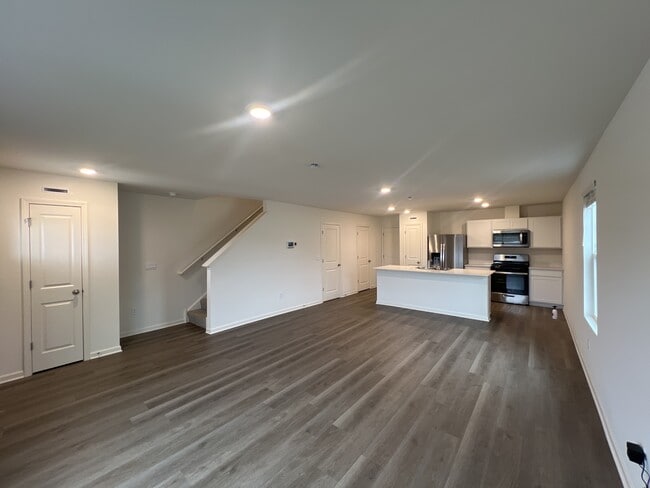 Building Photo - 1140 58th Rd